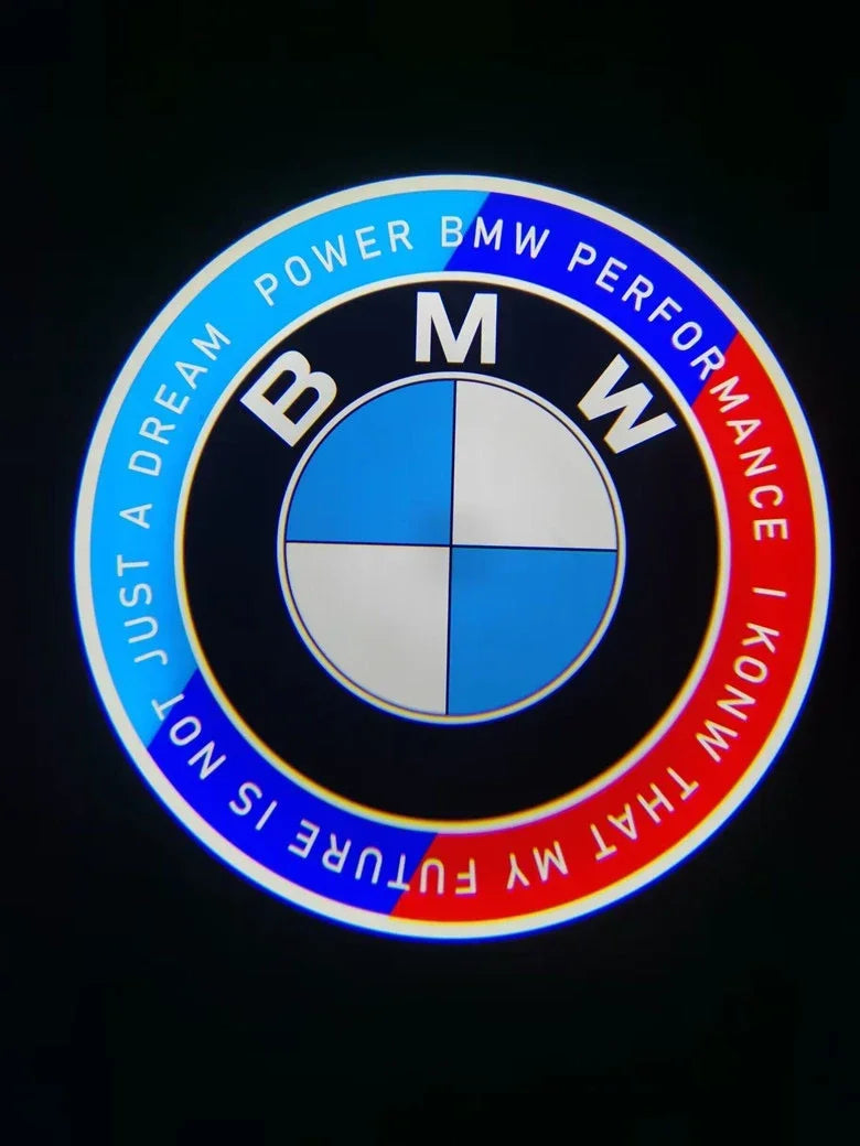 CarTech1 LED-portierprojector geschikt voor BMW - op auto gemonteerd