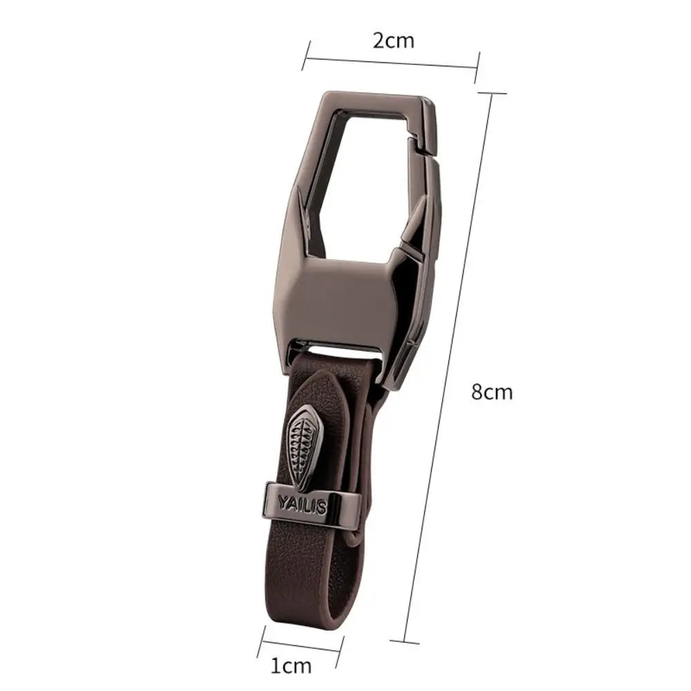 Afmetingen leren sleutelhanger: 8 x 2 x 1 cm